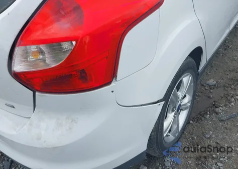 2014 Ford Focus Se from USA, damaged, VIN 1FADP3K27EL323874